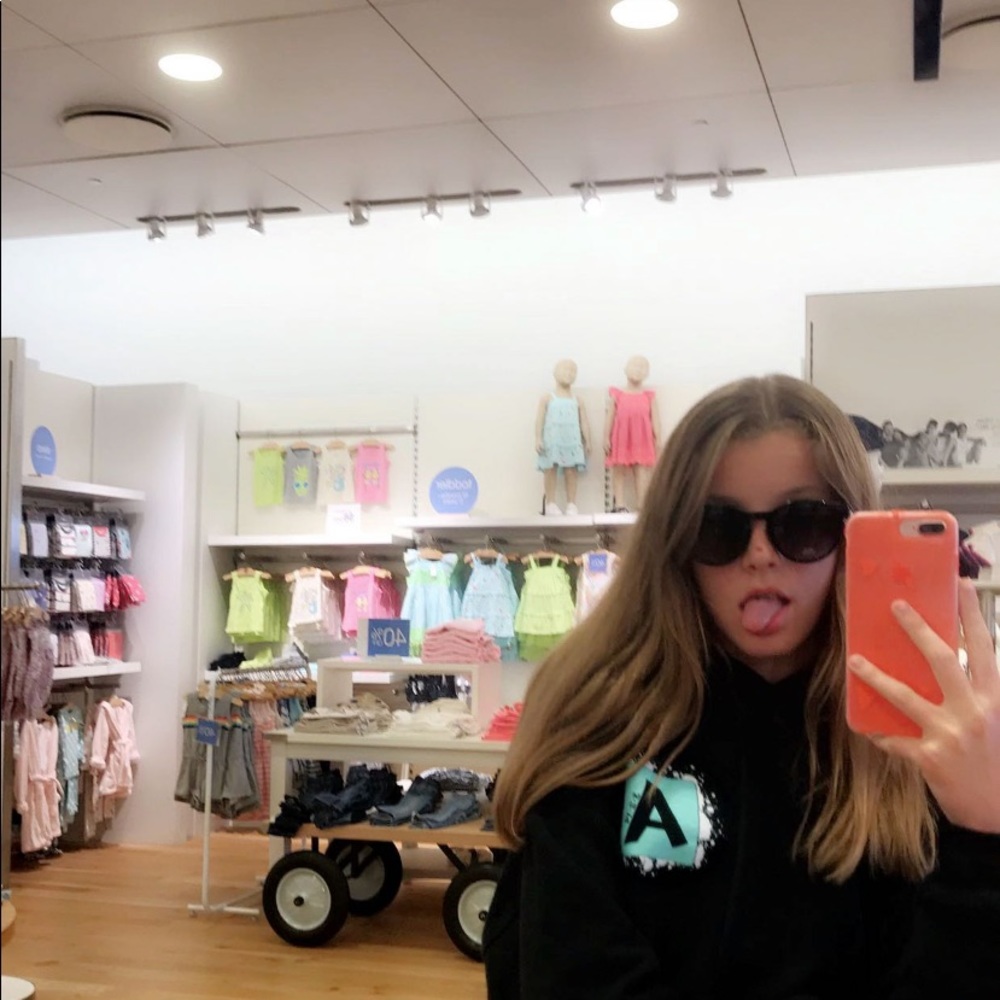 Meet your Posher, Dasha